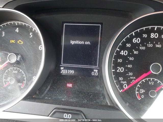 3VW117AU9GM005083 Volkswagen Golf Tsi S 4-door