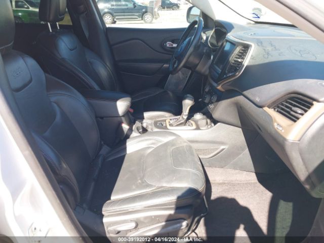 1C4PJMDB2GW218222 Jeep Cherokee Limited