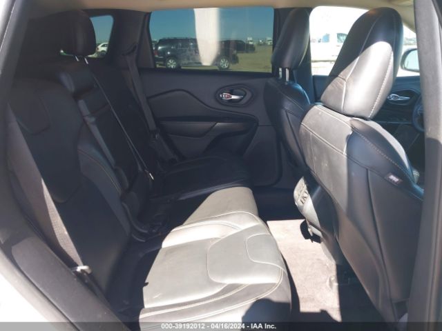 1C4PJMDB2GW218222 Jeep Cherokee Limited