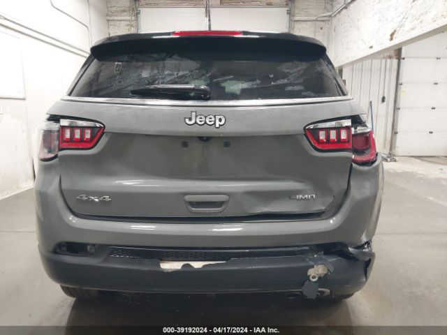 3C4NJDCB9NT158676 Jeep Compass Limited 4x4