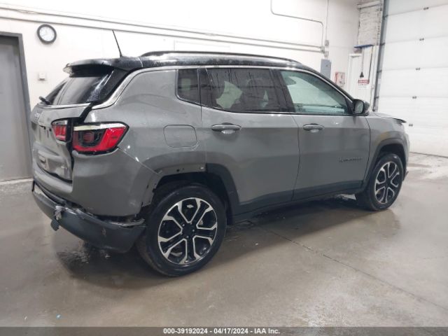 3C4NJDCB9NT158676 Jeep Compass Limited 4x4