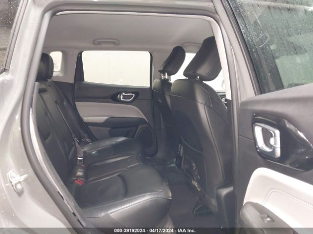 3C4NJDCB9NT158676 Jeep Compass Limited 4x4