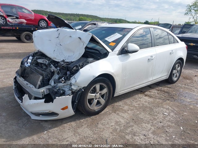 Chevrolet Cruze 1lt Auto 2015 1G1PC5SB5F7228294 Image 2