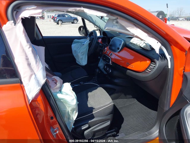 2018 FIAT 500X ZFBCFYAB7JP639305 Photo 4