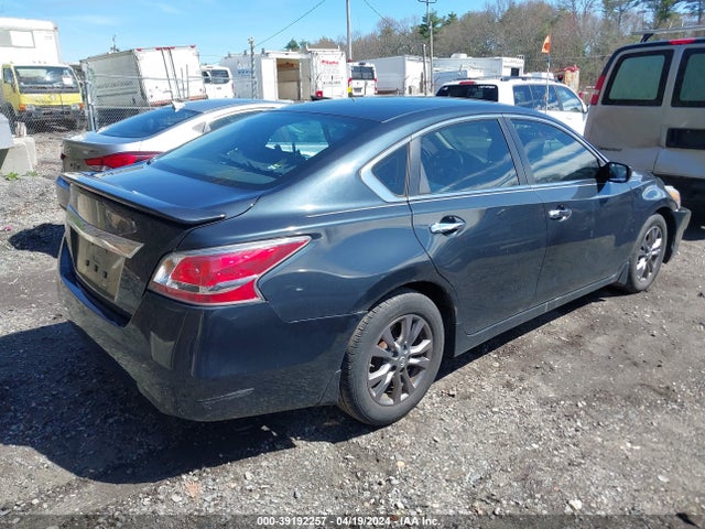 Nissan Altima 2.5 S 2015 1N4AL3AP9FC183520 Image 4