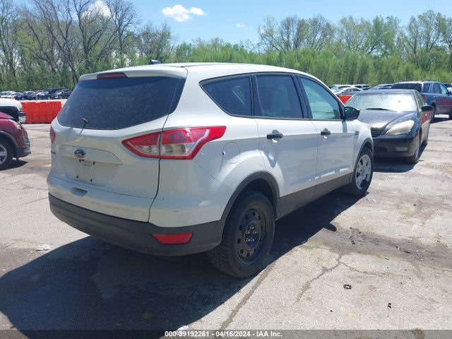 Ford ESCAPE S 2014 1FMCU0F7XEUB62090 Image 4
