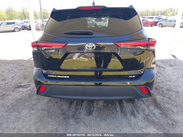 Toyota Highlander Xle 2021 5TDGZRAH4MS043059 Image 16