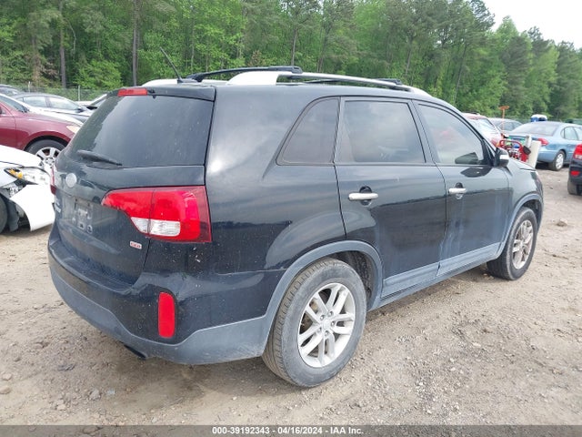 KIA SORENTO LX 2014 5XYKT4A62EG543121 Image 4