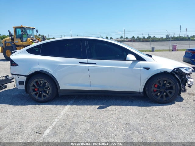7SAXCBE63PF404410 Tesla Model X Plaid Tri Motor All-wheel Drive