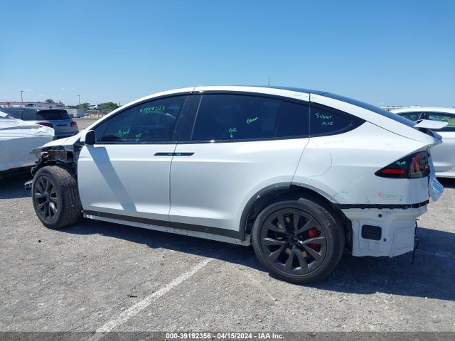 7SAXCBE63PF404410 Tesla Model X Plaid Tri Motor All-wheel Drive