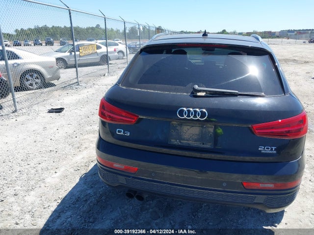 WA1GCCFSXHR007474 Audi Q3 2.0t Premium