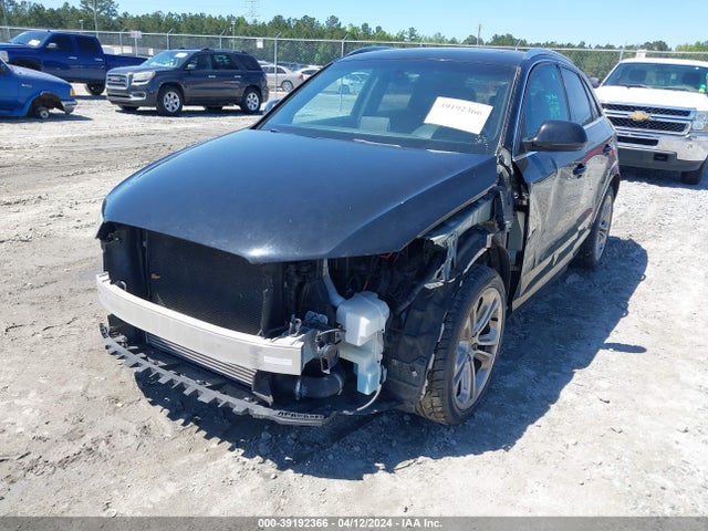 WA1GCCFSXHR007474 Audi Q3 2.0t Premium