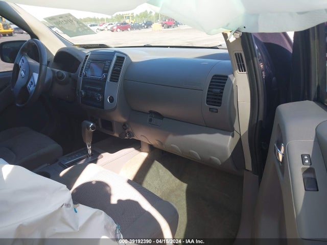 Nissan Frontier Sv 2017 1N6DD0ERXHN778234 Image 5