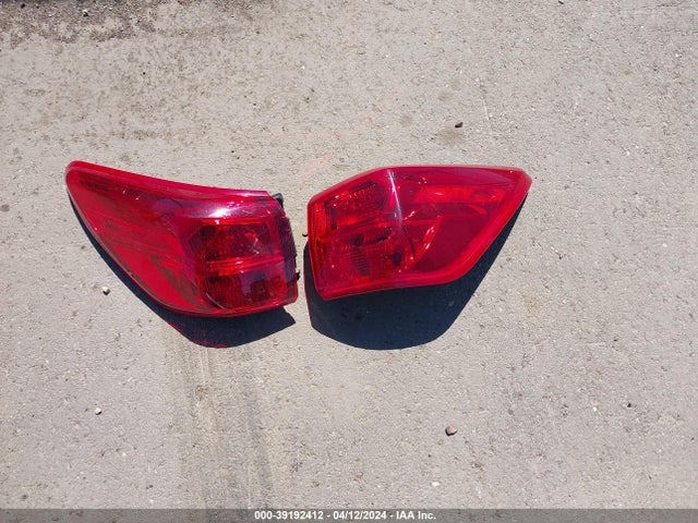 Nissan Pathfinder Sl 2017 5N1DR2MM9HC900983 Image 12