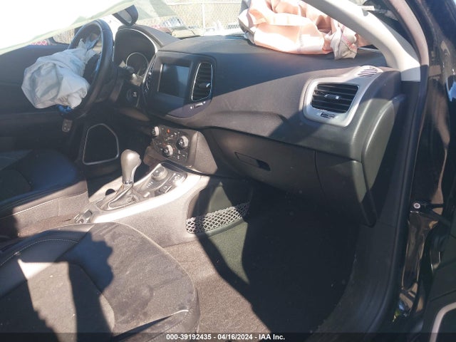 Jeep Compass Latitude 4x4 2021 3C4NJDBB5MT544365 Image 5