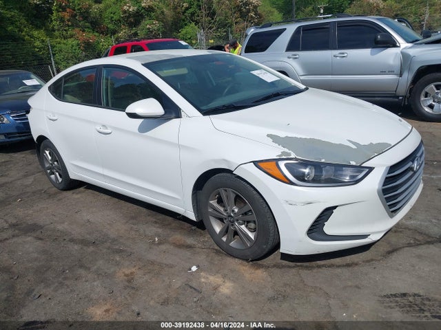 2018 5NPD84LF1JH322569 main image
