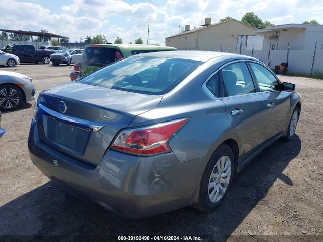 Nissan Altima 2.5 S 2015 1N4AL3AP4FC462972 Image 4