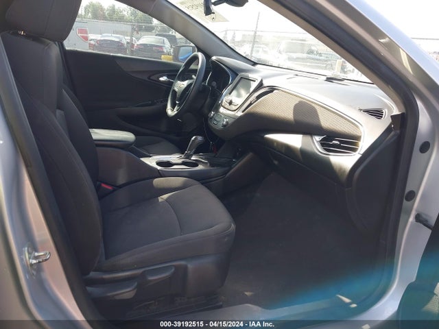 Chevrolet MALIBU LT 2018 1G1ZD5STOJF154974 Image 5