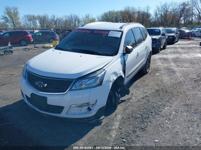 Chevrolet Traverse Ls 2017 1GNKRFED0HJ282828 Image 2
