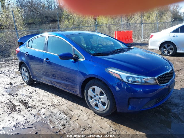 KIA FORTE LX 2018 3KPFK4A77JE211163 Image 1