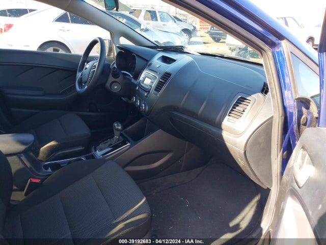 KIA FORTE LX 2018 3KPFK4A77JE211163 Image 5