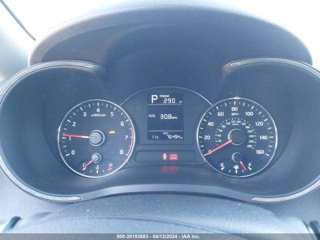 KIA FORTE LX 2018 3KPFK4A77JE211163 Image 7