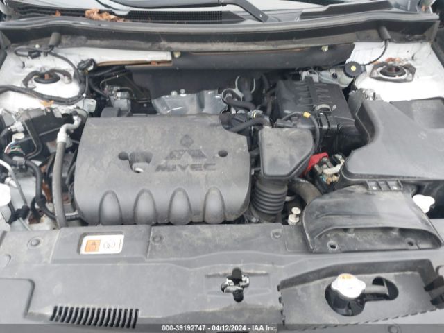JA4AZ3A37KZ014023 Mitsubishi Outlander Es