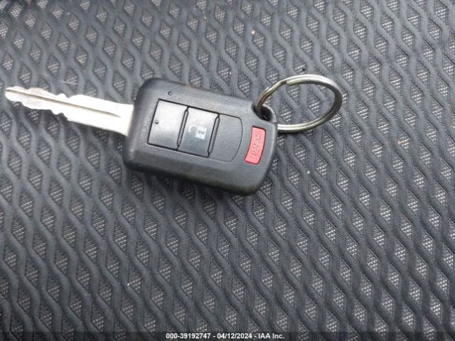 JA4AZ3A37KZ014023 Mitsubishi Outlander Es