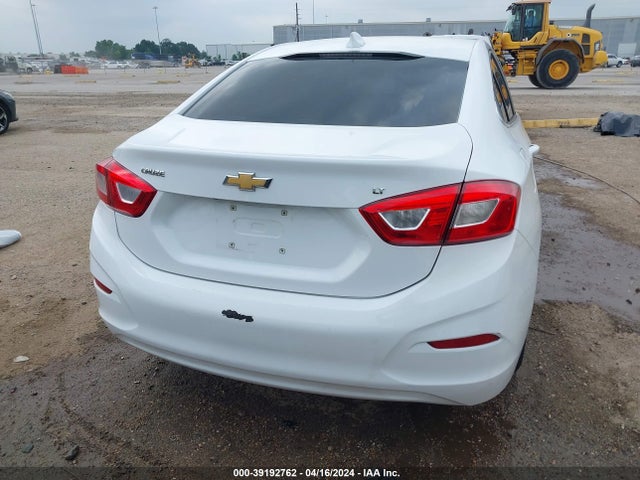 Chevrolet Cruze Lt Auto 2018 1G1BE5SM3J7197139 Image 17