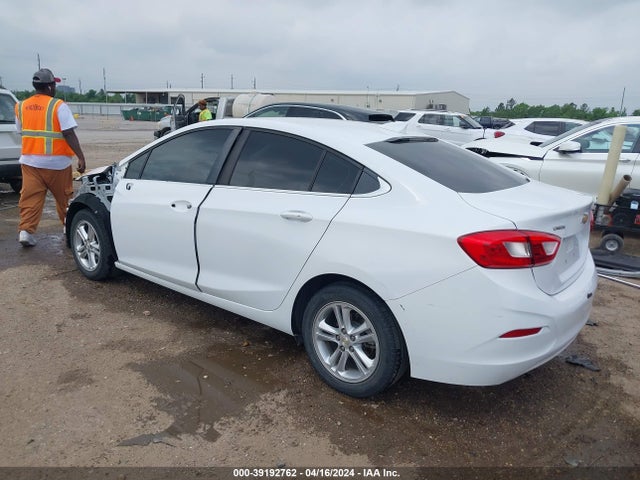 Chevrolet Cruze Lt Auto 2018 1G1BE5SM3J7197139 Image 3