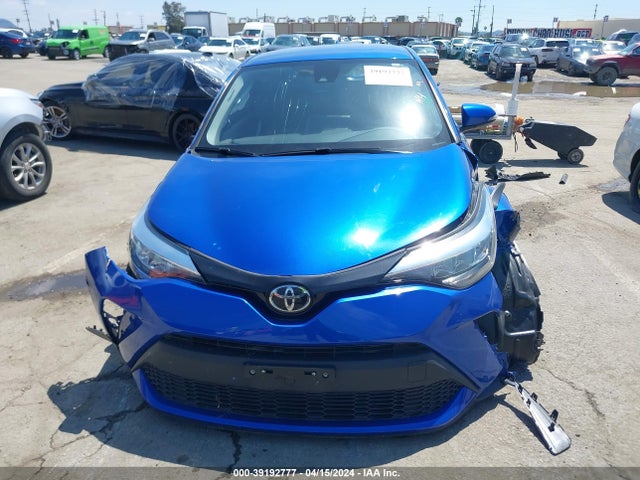 Toyota C-HR LE 2020 JTNKHMBX6L1084922 Image 12