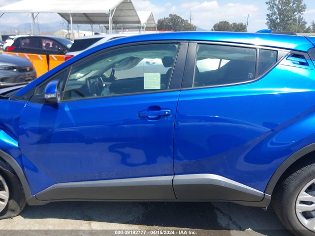 Toyota C-HR LE 2020 JTNKHMBX6L1084922 Image 14
