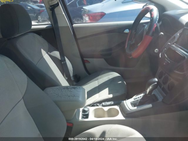 1FADP3F26EL249521 Ford FOCUS SE