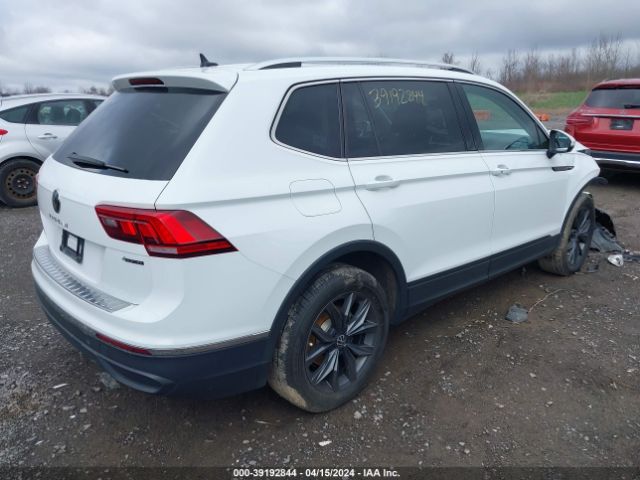 3VV2B7AX0NM152843 Volkswagen Tiguan 2.0t Se
