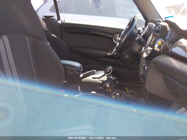 2016 MINI CONVERTIBLE WMWWG9C56G3A91933 Photo 4