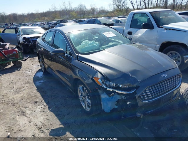 2015 3FA6P0RU3FR252237 main image