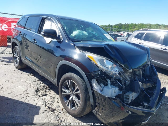 Toyota Highlander Le 2019 5TDZZRFH7KS363183 main image