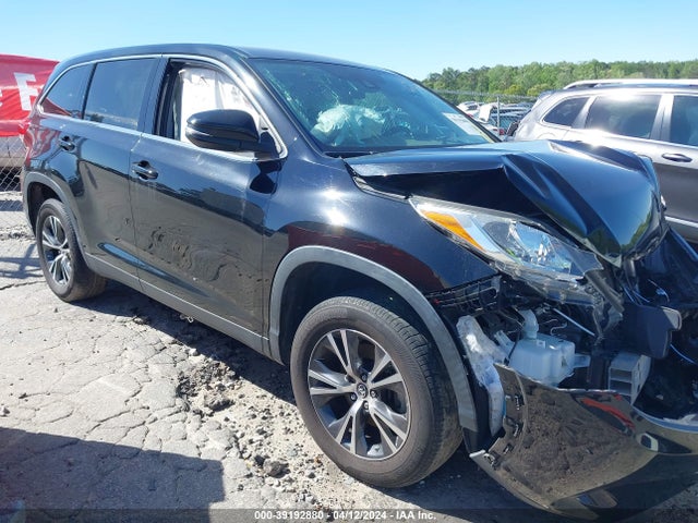 Toyota Highlander Le 2019 5TDZZRFH7KS363183 Image 13