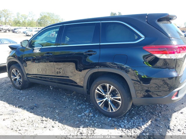 Toyota Highlander Le 2019 5TDZZRFH7KS363183 Image 14