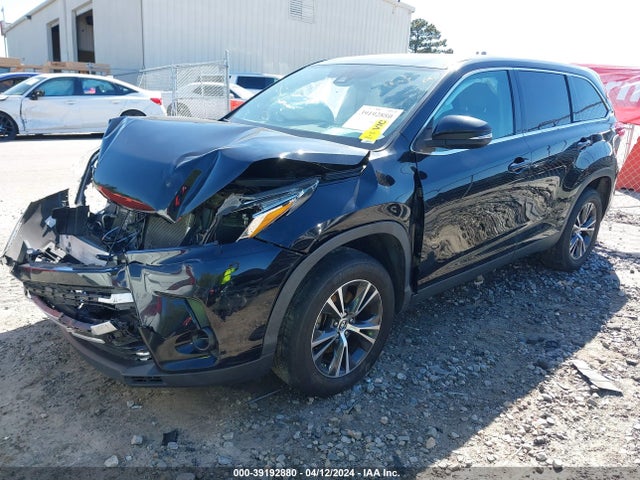 Toyota Highlander Le 2019 5TDZZRFH7KS363183 Image 2