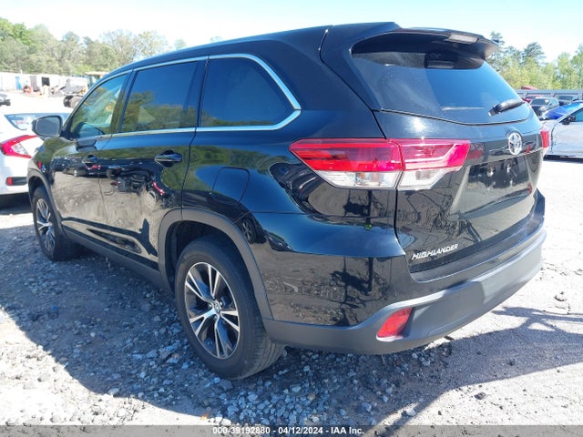 Toyota Highlander Le 2019 5TDZZRFH7KS363183 Image 3