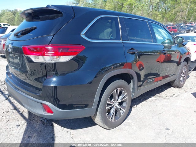 Toyota Highlander Le 2019 5TDZZRFH7KS363183 Image 4