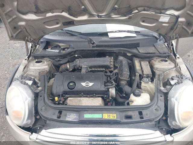 2007 MINI COOPER WMWMF33557TT58225 Photo 9