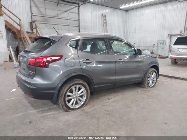 JN1BJ1CR4HW134236 Nissan Rogue Sport Sv