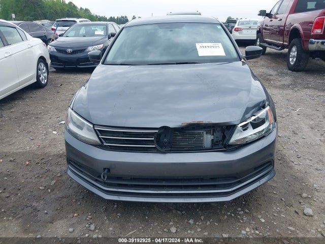 3VW267AJ2GM272108 Volkswagen Jetta 1.4t S