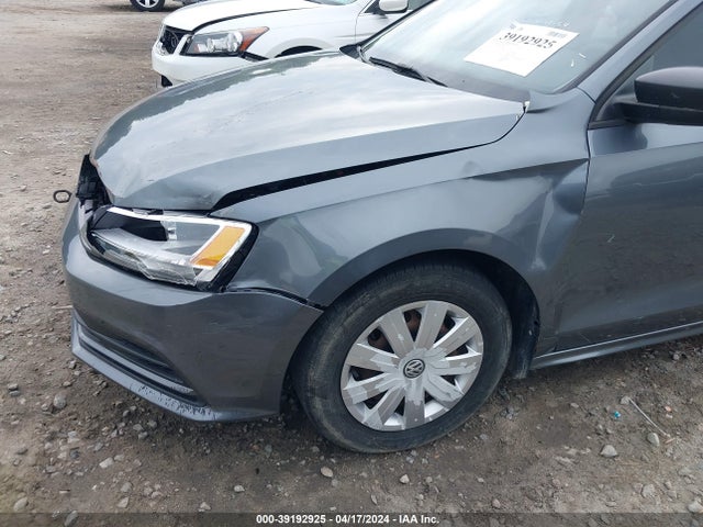 3VW267AJ2GM272108 Volkswagen Jetta 1.4t S