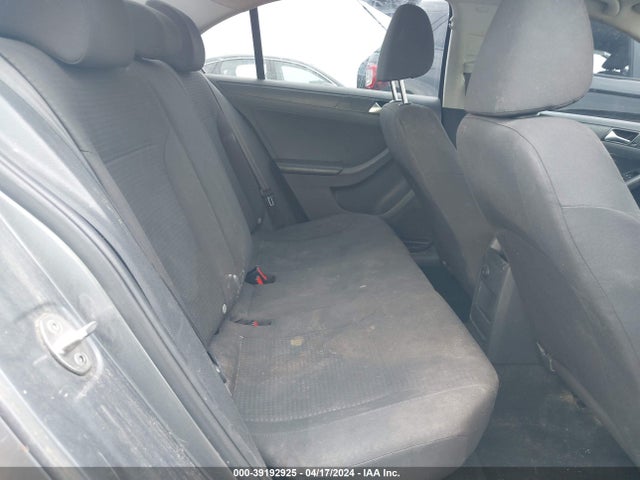 3VW267AJ2GM272108 Volkswagen Jetta 1.4t S