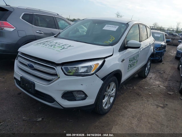 Ford ESCAPE SE 2019 1FMCU0GDXKUA64547 Image 2