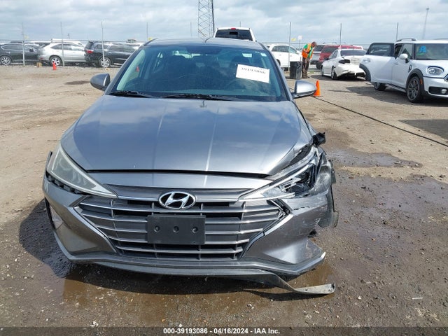 Hyundai ELANTRA SE 2019 5NPD74LF6KH458653 Image 12