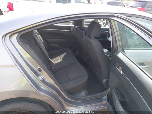 Hyundai ELANTRA SE 2019 5NPD74LF6KH458653 Image 8